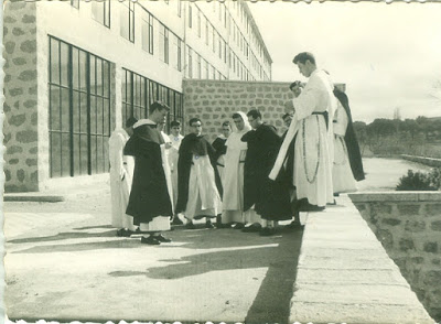 BLOG: JUVENTUD EN EL CLAUSTRO, por Magín Borrajo (2 de 2)